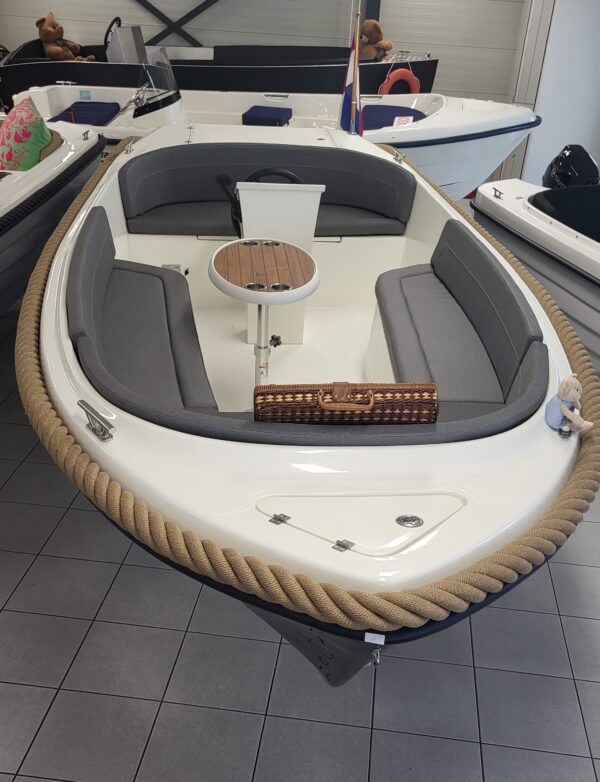 LOWLAND TENDER 590 ZWART MET GRIJS BEKLEDING